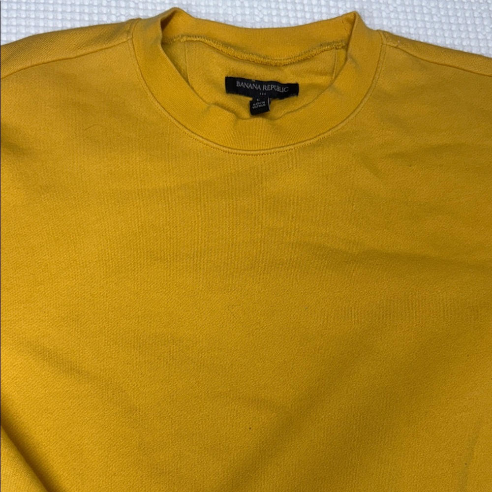 Banana Republic Men’s Crewneck Sweater - Yellow - Large
